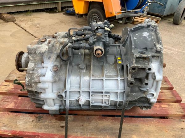 Iveco Euro Cargo 6 Speed Manual Gearbox.6 S 800. 301788414