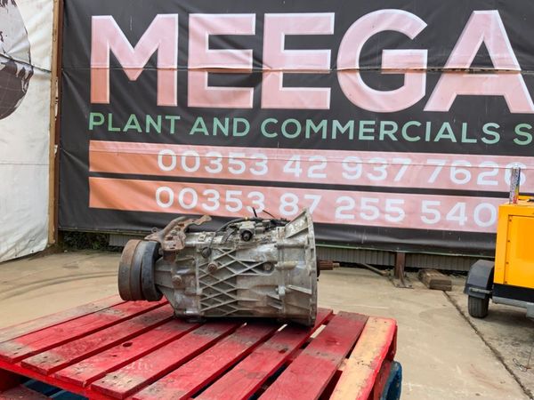 MITSUBISHI CANTER GEARBOX.....6 SPEED MANUAL 301800535