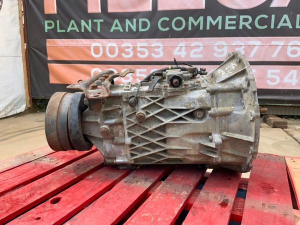 MITSUBISHI CANTER GEARBOX.....6 SPEED MANUAL 301800536