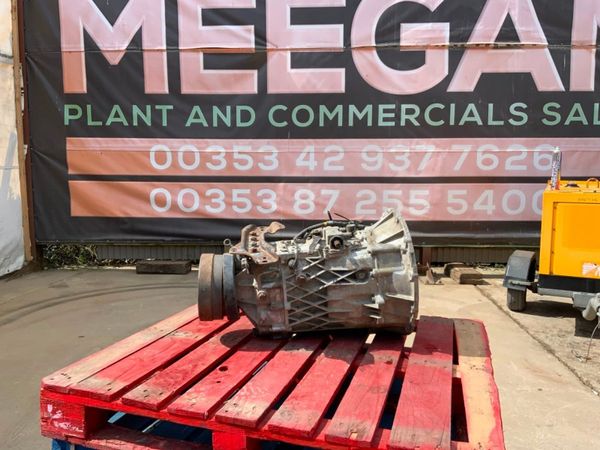MITSUBISHI CANTER GEARBOX.....6 SPEED MANUAL 301800540