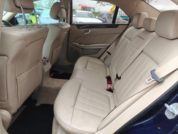 Mercedes-Benz E-Class E 200 CDI Elegance Auto 301818232