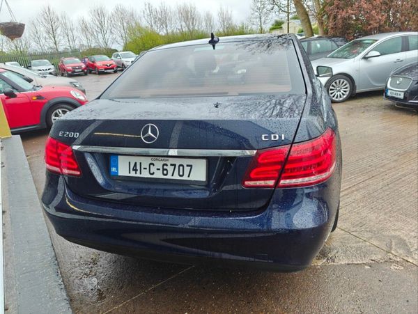 Mercedes-Benz E-Class E 200 CDI Elegance Auto 301818240