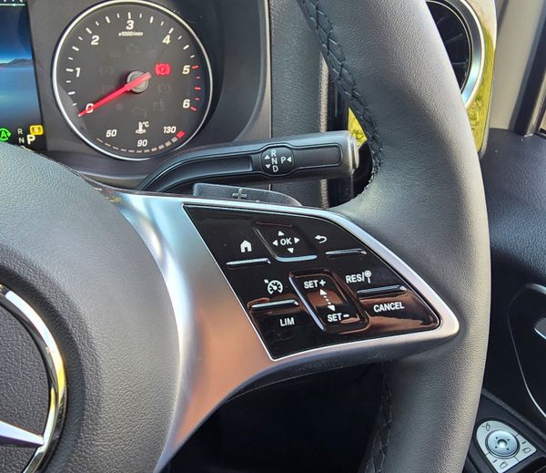 Best in action, The all new Mercedes-Benz Vito 302416017