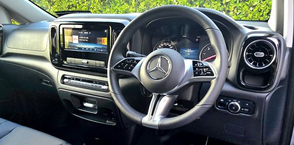 Best in action, The all new Mercedes-Benz Vito 302416049