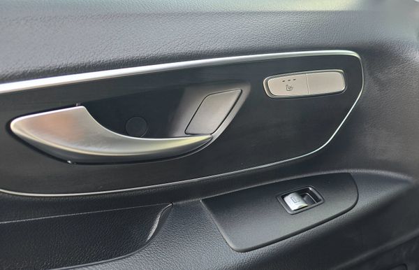 Best in action, The all new Mercedes-Benz Vito 302416133