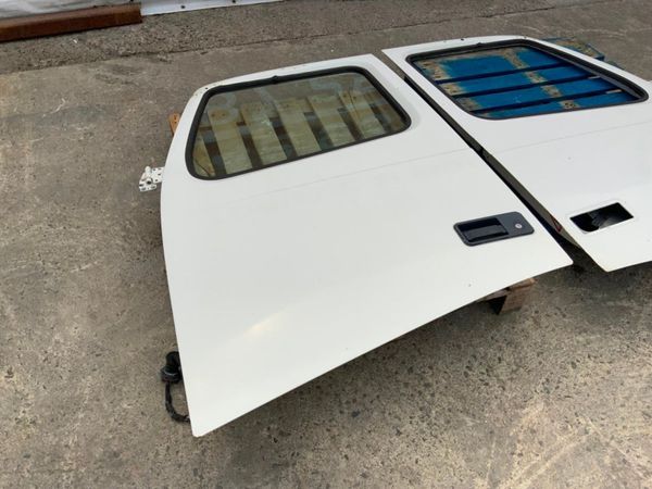 Volvo FH Driver / Passenger Doors........version 303288018