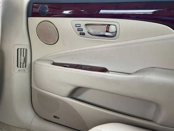 2008 Lexus LS600HL Low Mileage 303486652