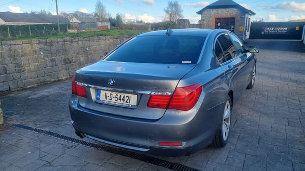 BMW 7-Series 2011 LWB 303999791