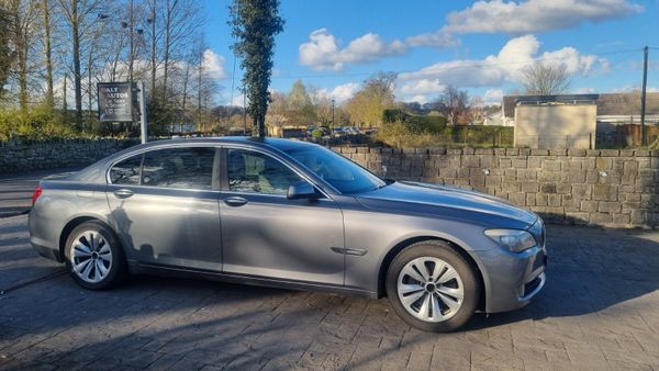 BMW 7-Series 2011 LWB 303999793