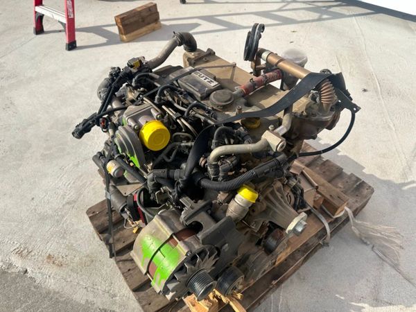 Deutz 3.6L4 engine . PARTS / SPARES only 314187334