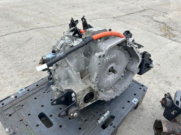 TOYOTA  AURIS OR PRIUS HYBRID GEARBOX 314187872