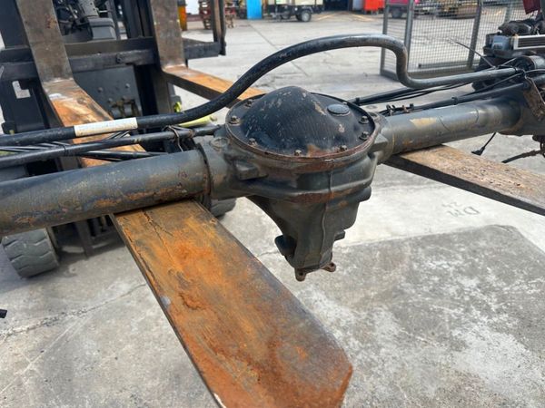 2017 Mercedes sprinter axle......3923. 314708816