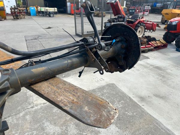 2017 Mercedes sprinter axle......3923. 314708817