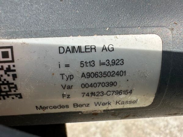 2017 Mercedes sprinter axle......3923. 314708820