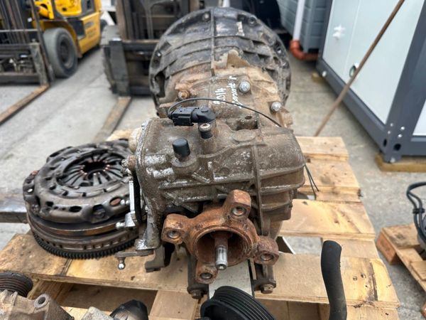 14 MERCEDES sprinter engine parts 315573241
