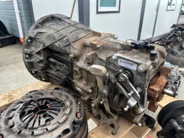 14 MERCEDES sprinter engine parts 315573242