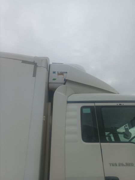 MAN TGS 6X2 Rear Lift ThermoKing 315863521