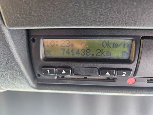 MAN TGS 6X2 Rear Lift ThermoKing 315863534