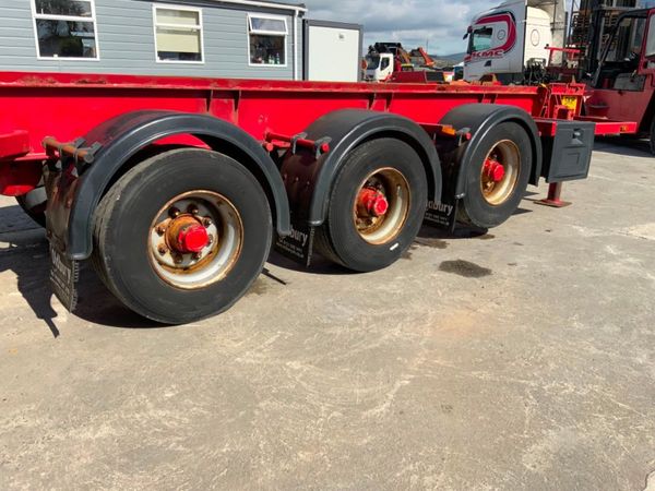 OLDBURY TRI AXLE HOOK SKIP TRAILER...1815. 317727866