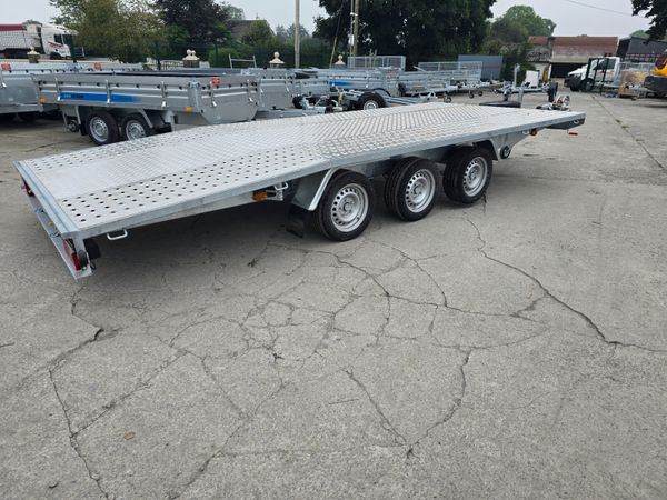 Car Transporter 318091172