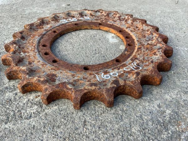 3 TONNE MINI DIGGER DRIVE SPROCKETS. 318202787