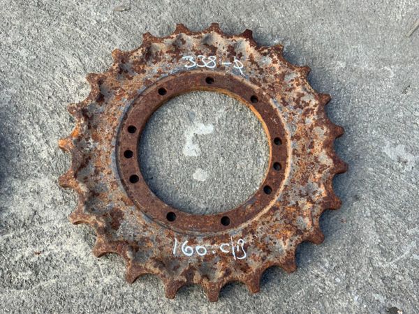 3 TONNE MINI DIGGER DRIVE SPROCKETS. 318202788