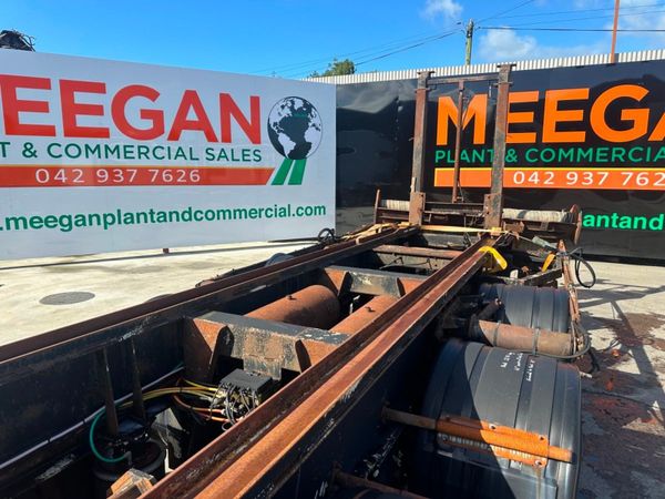 BOUGHTON TRI AXLE HOOK DRAG TRAILER...1816 318342371