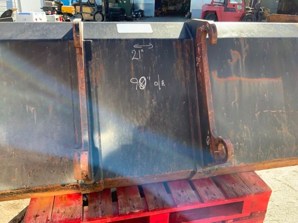 90" CATERPILLAR TELEPORTER BUCKET........379v. 318504641