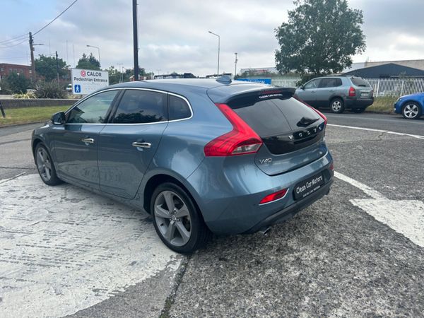 Volvo V40 2014 318976132