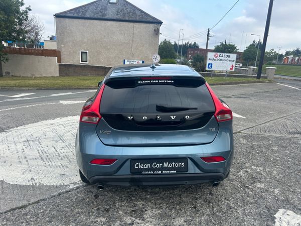 Volvo V40 2014 318976144
