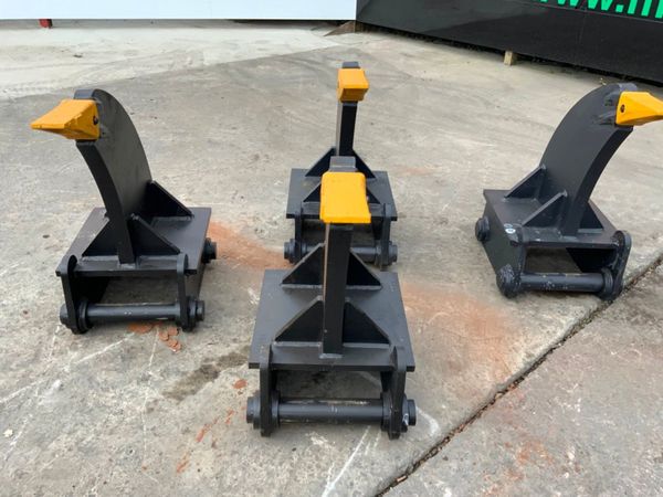 RIPPER TOOTH.....80mm PINS..... 20 TON.....898. 319102155