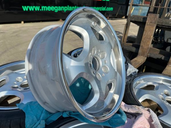 GENUINE..CONTOURS...BMW ALLOYS...17 INCH. 319539524