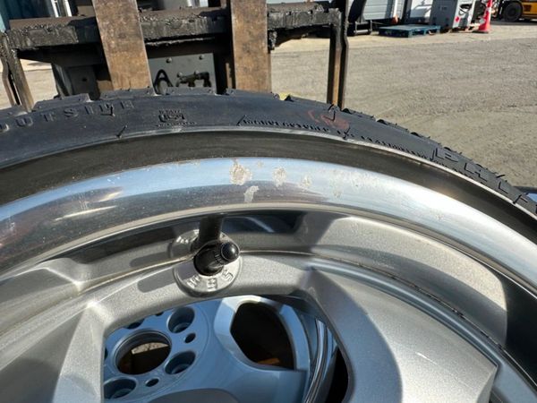 GENUINE..CONTOURS...BMW ALLOYS...17 INCH. 319539536