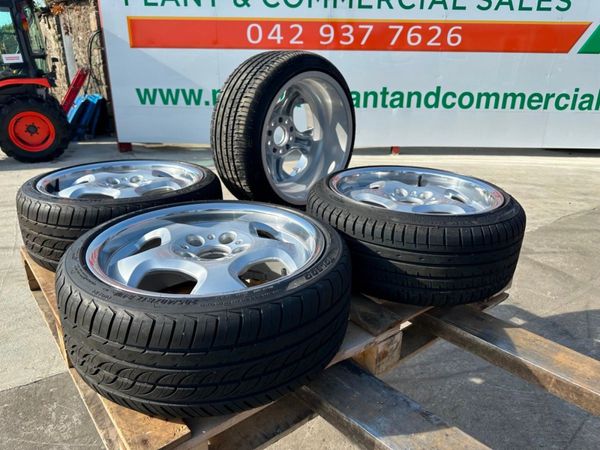 GENUINE..CONTOURS...BMW ALLOYS...17 INCH. 319539541