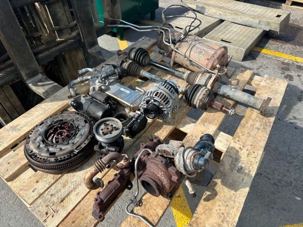 2013 Vw transporter engine parts 310052904