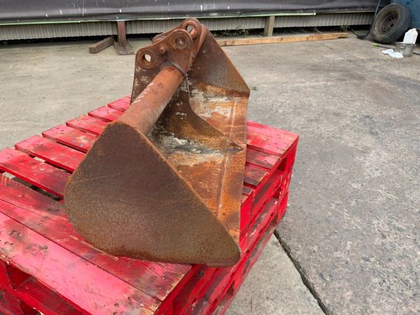48" GRADING BUCKET....35mm PINS.......1328. 310078634