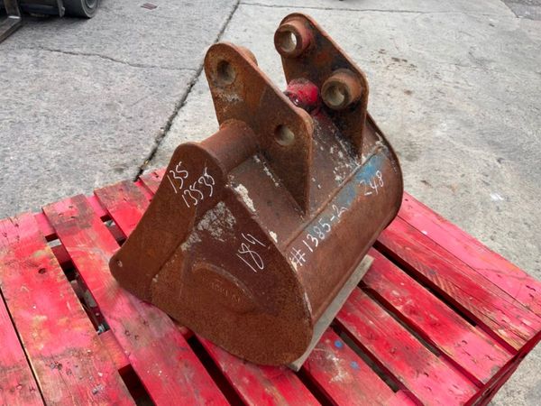18" STRICKLAND BUCKET......35mm PINS......1385. 310083767