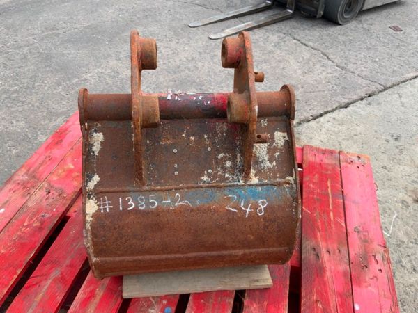 18" STRICKLAND BUCKET......35mm PINS......1385. 310083768