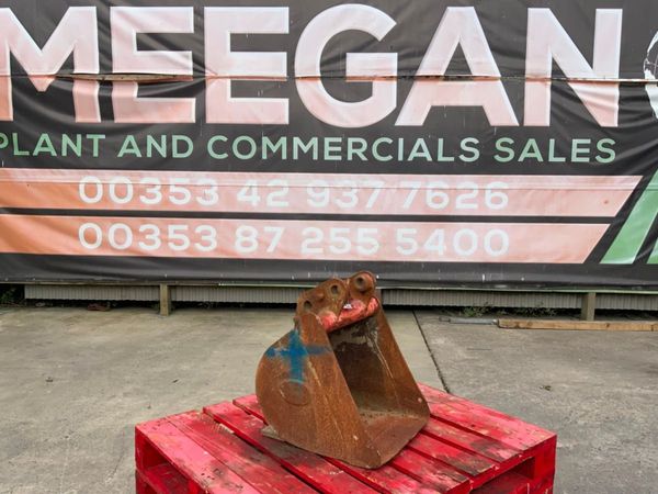 18" STRICKLAND BUCKET......35mm PINS......1385. 310083772