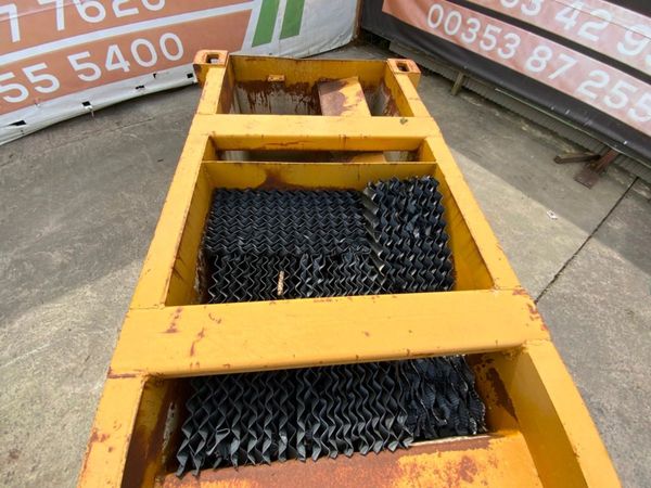 KELLY TANK SETTLEMENT TANK & STILLAGES..940t 310083805