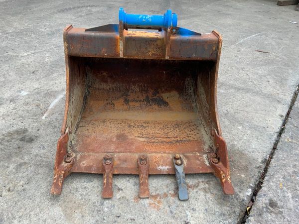 36" RHINOX BUCKET......60mm PINS........1407. 310092142