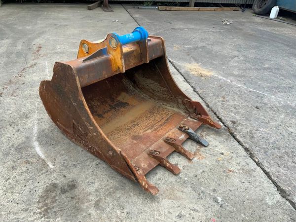 36" RHINOX BUCKET......60mm PINS........1407. 310092143
