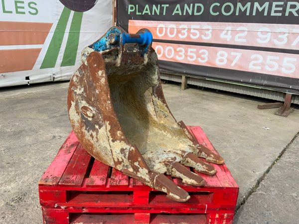 24" STRICKLAND BUCKET.....60mm PINS.......1412T 310169041