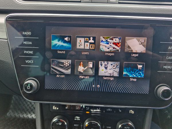 Skoda Superb 2022 1.4 petrol hybrid 310501161