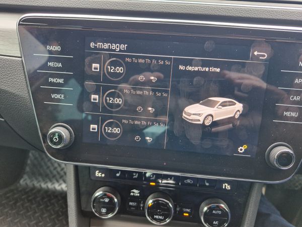 Skoda Superb 2022 1.4 petrol hybrid 310501173