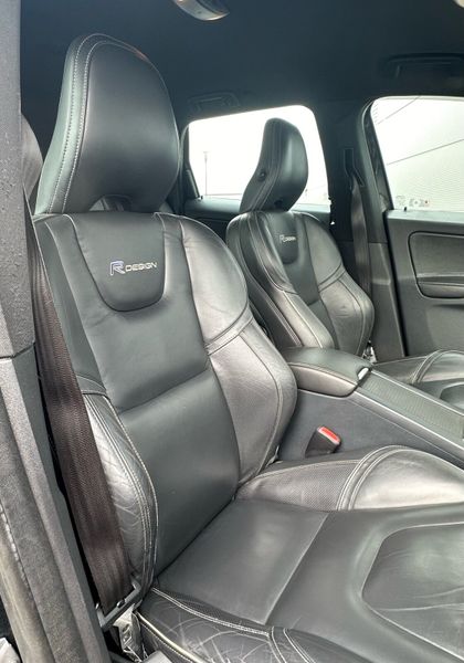 •Reserved 310648318