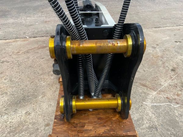 ESSENTIAL EB80 HYDRAULIC BREAKER...65mm. 310749739