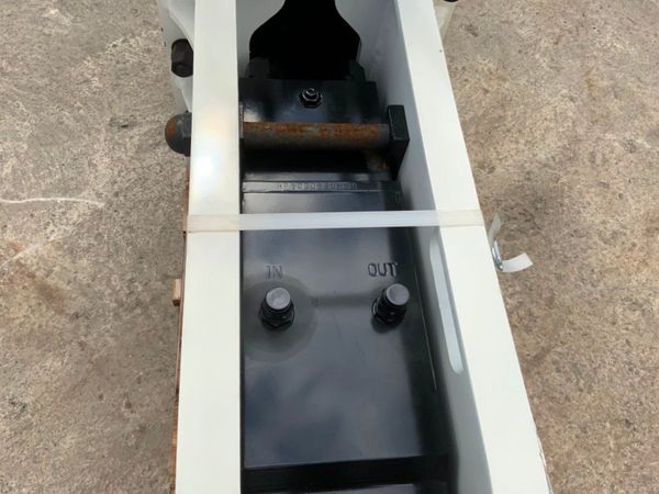 ESSENTIAL EB80 HYDRAULIC BREAKER...65mm. 310749742