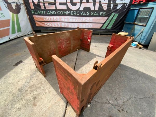 2.5mt x 1.1mt MANHOLE SHORING  BOX.........129 310878775