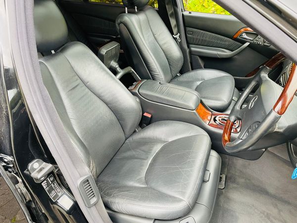 DAVID AND VICTORIA BECKHAM 2001 MERCEDES S500 LWB 310982790
